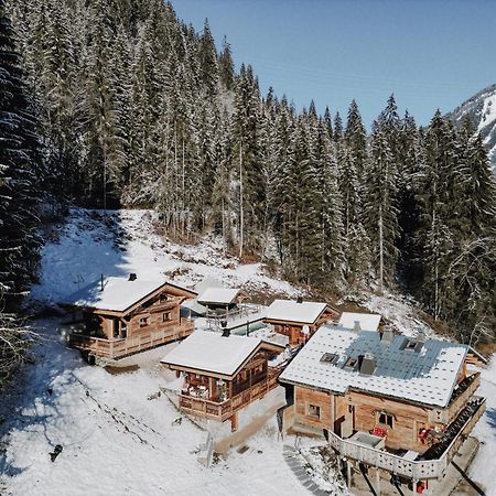 Savoya Lodges Châtel Esterno foto