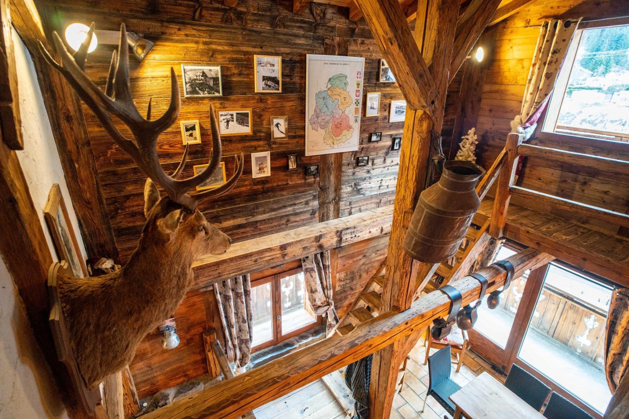 Savoya Lodges Châtel Esterno foto