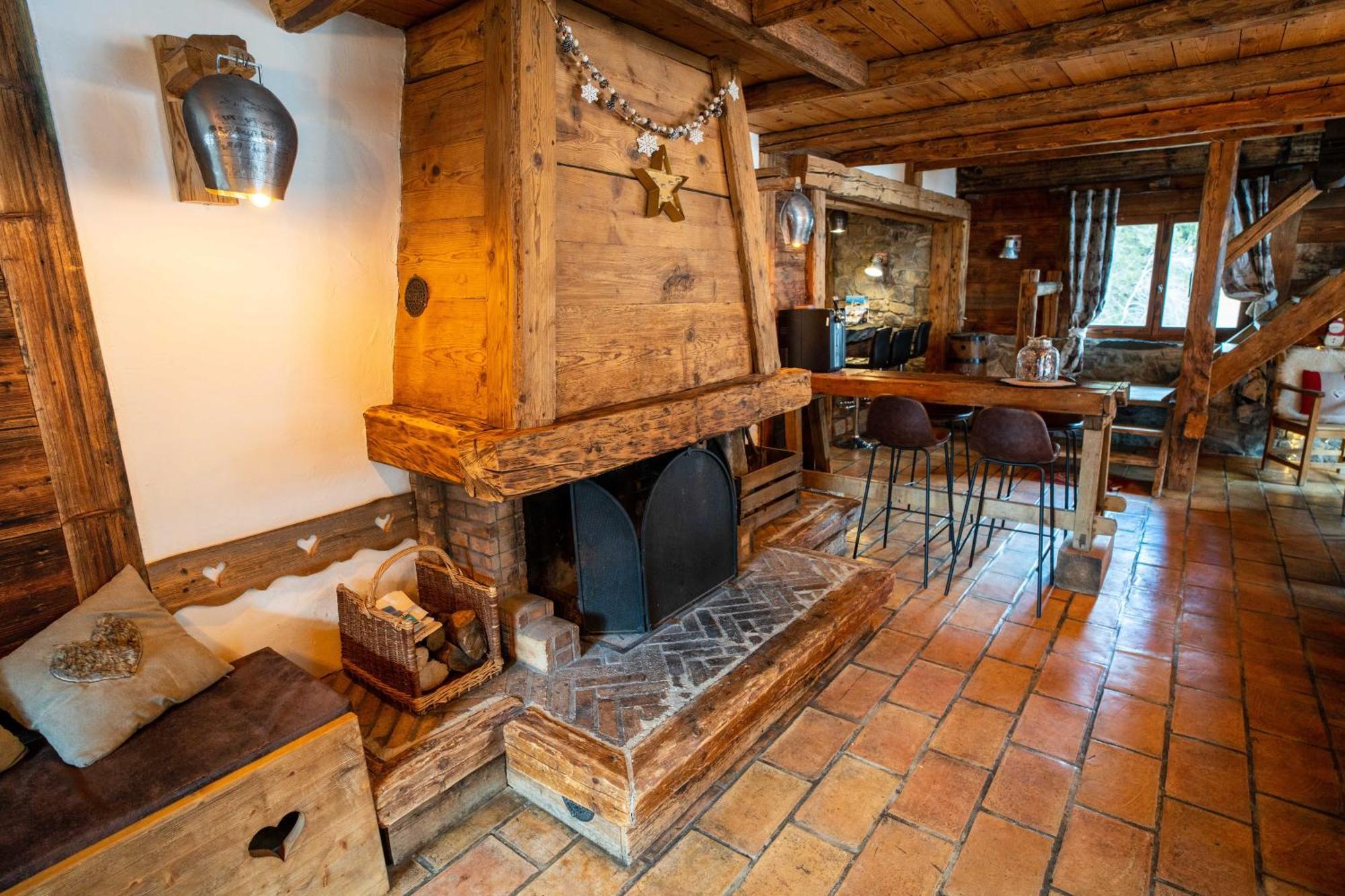 Savoya Lodges Châtel Esterno foto