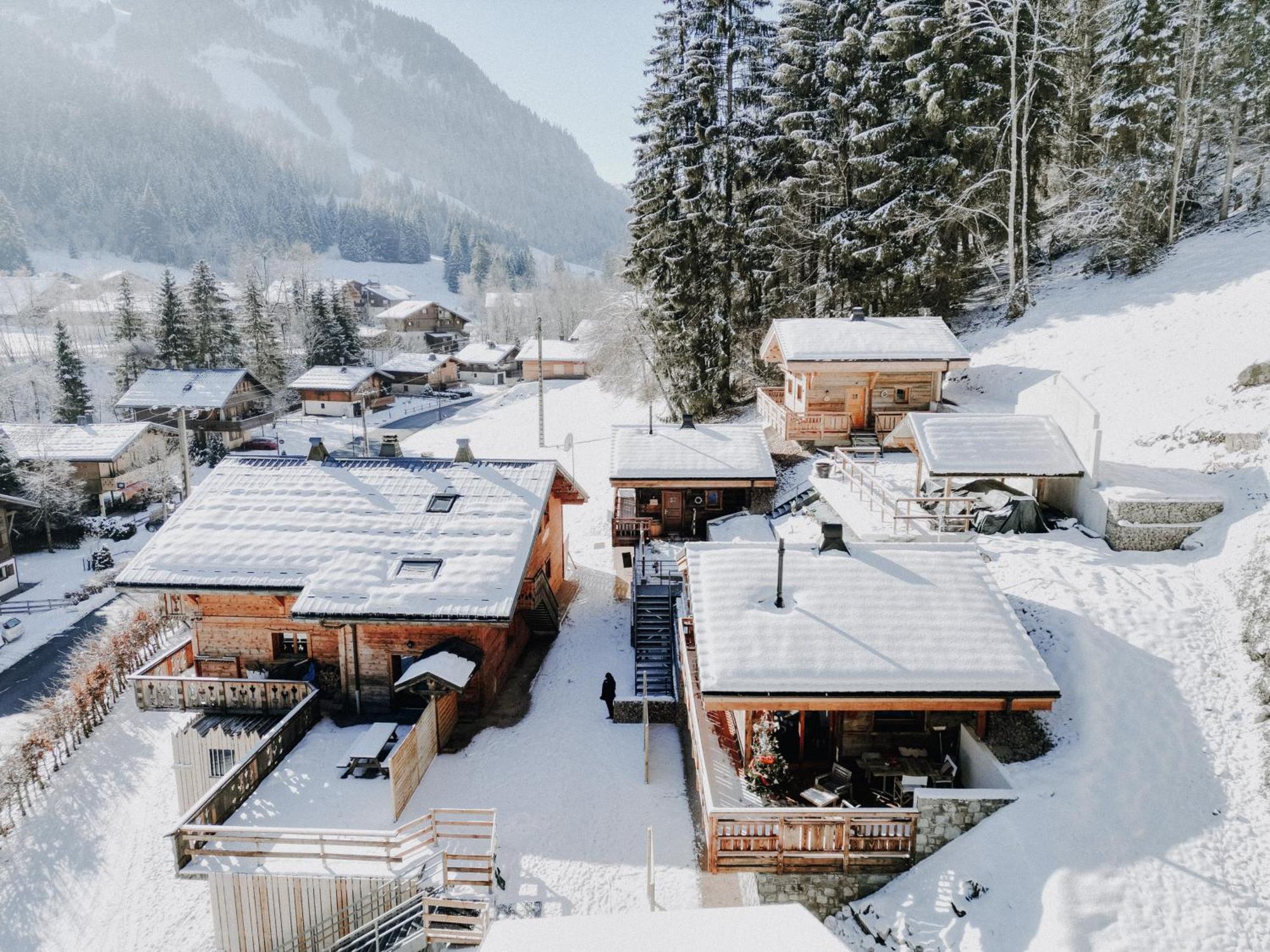 Savoya Lodges Châtel Esterno foto