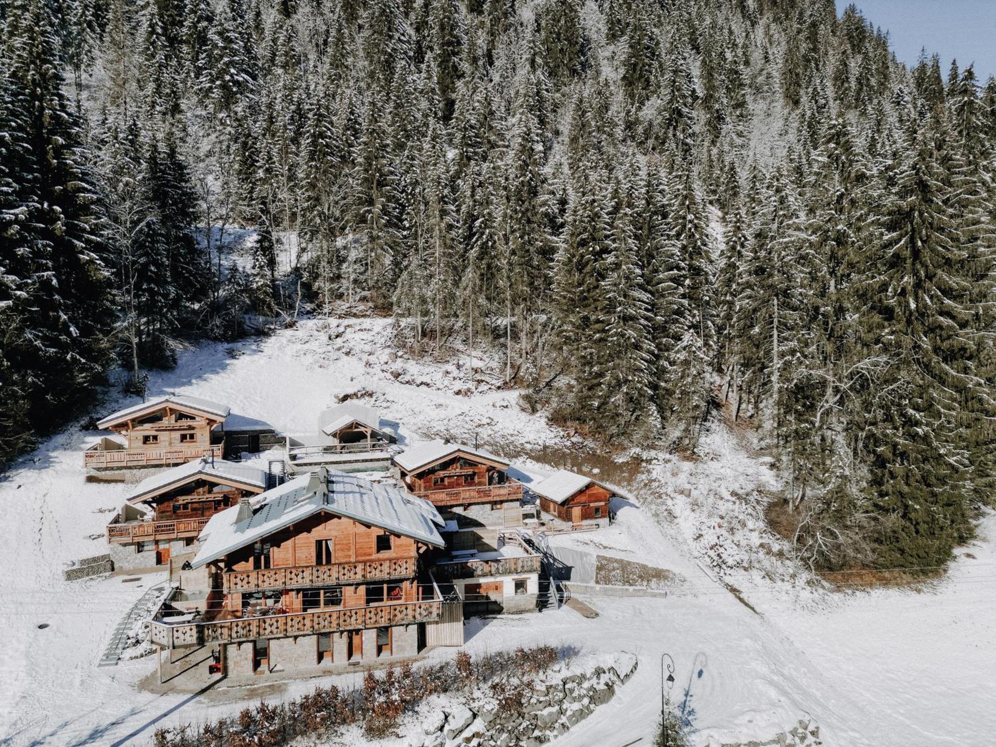 Savoya Lodges Châtel Esterno foto